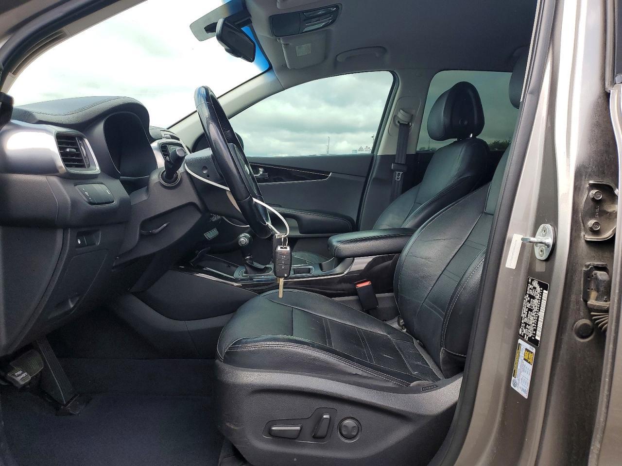 2016 KIA SORENTO