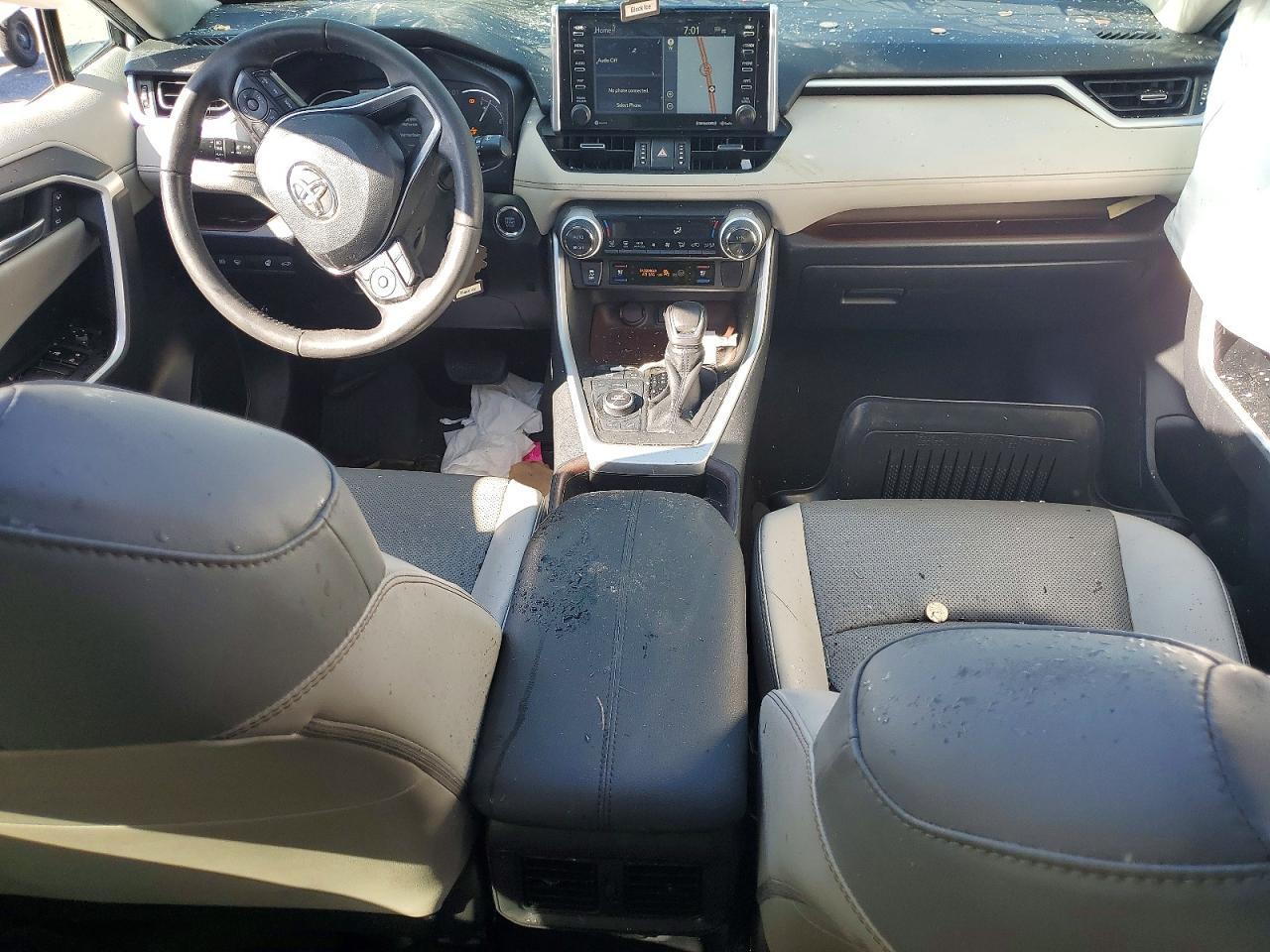 2019 TOYOTA RAV4