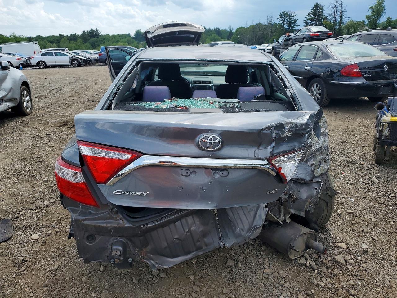 2016 TOYOTA CAMRY