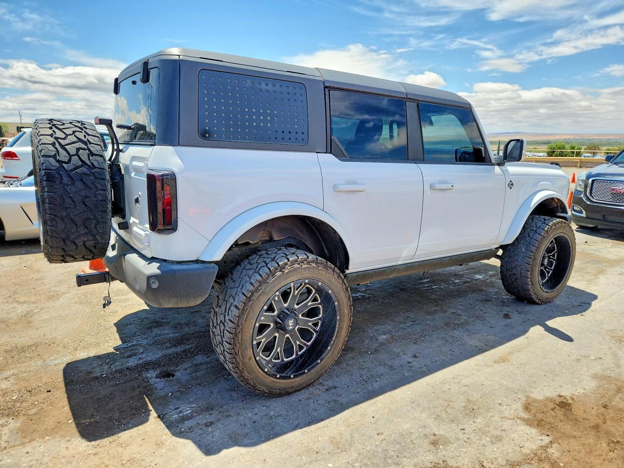2024 FORD Bronco