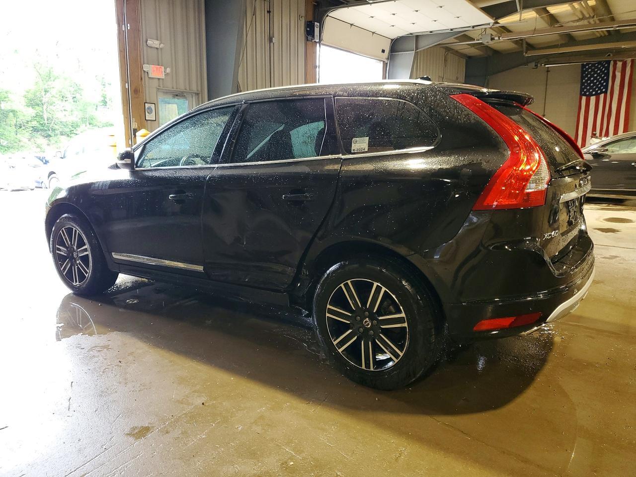 2017 VOLVO XC60