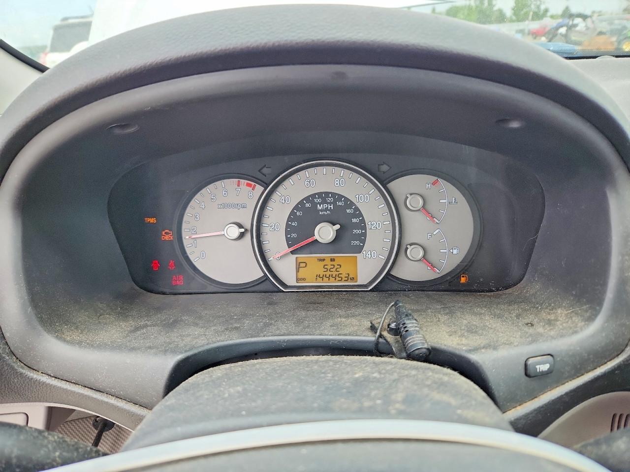 2007 KIA RONDO