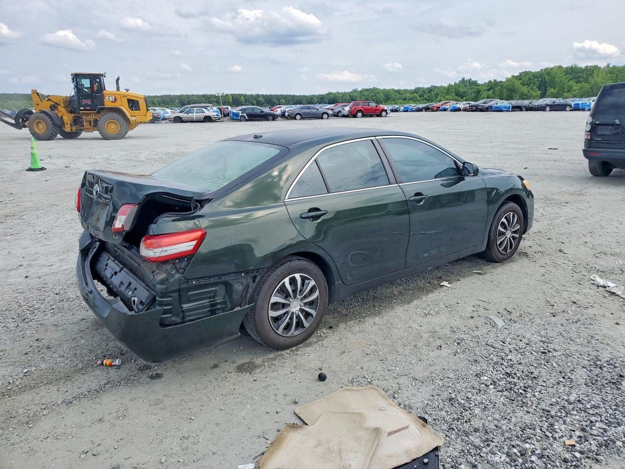 2010 TOYOTA CAMRY
