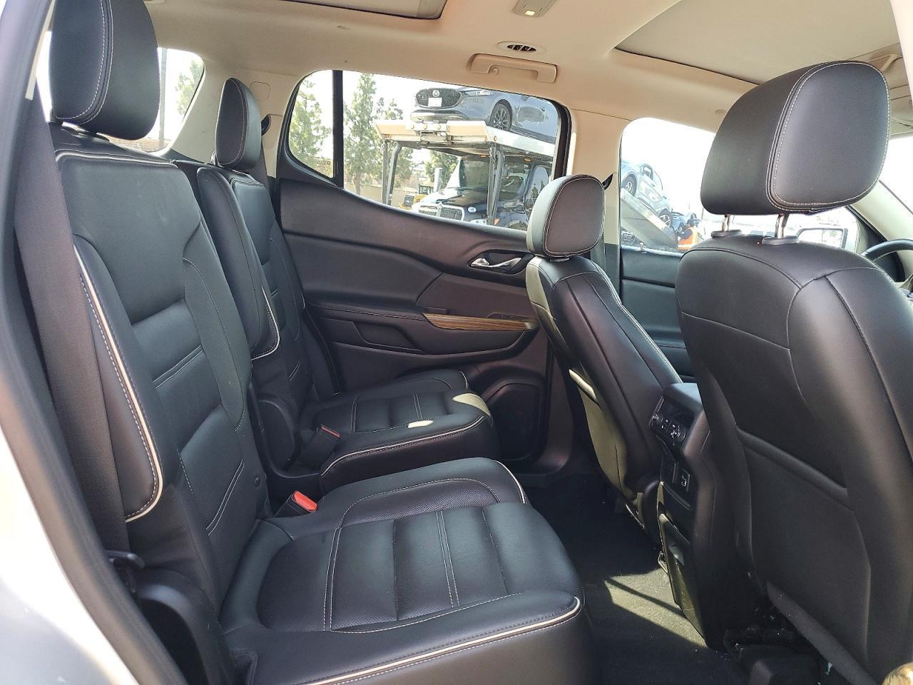2017 GMC ACADIA