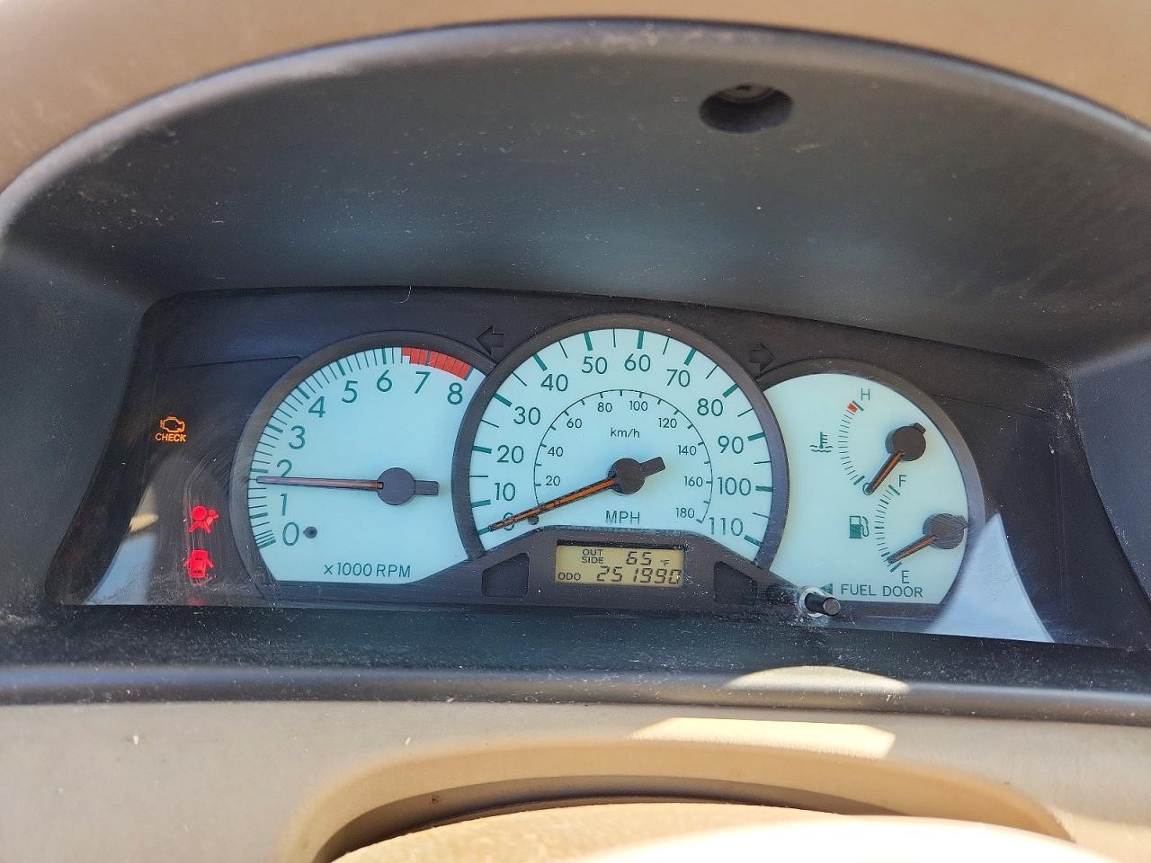 2004 TOYOTA COROLLA