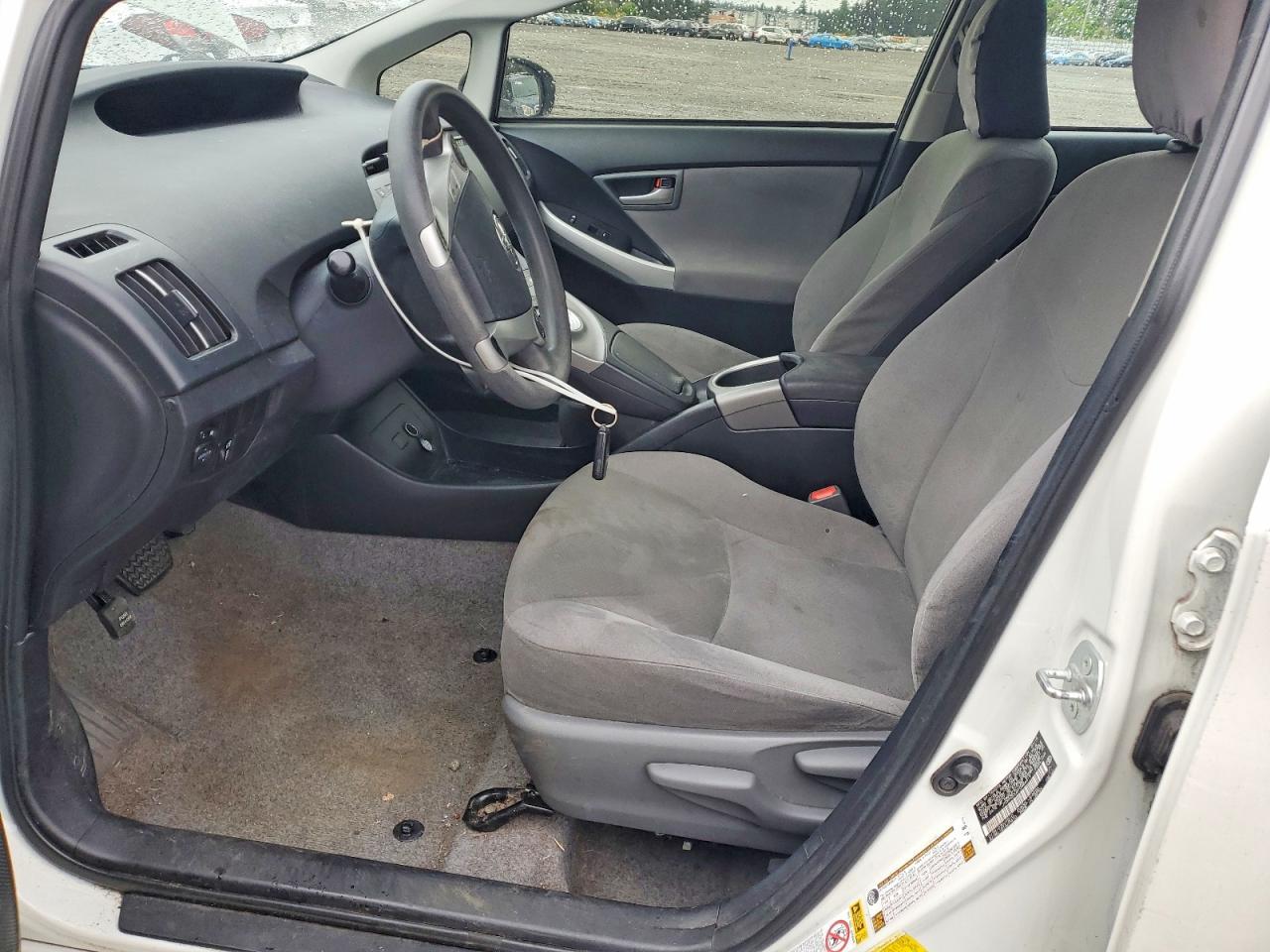 2015 TOYOTA PRIUS