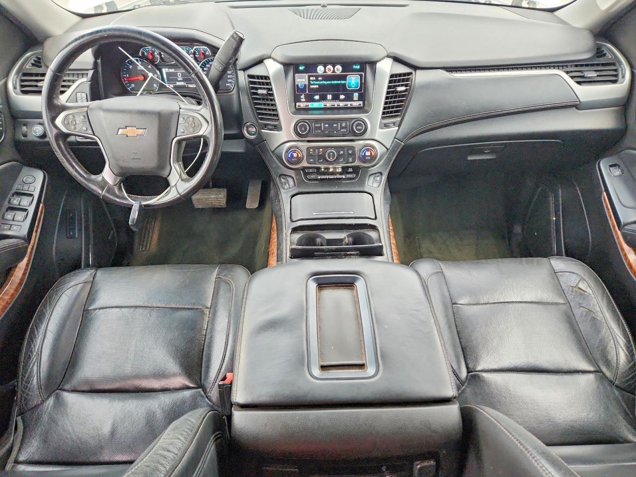 2015 CHEVROLET Suburban