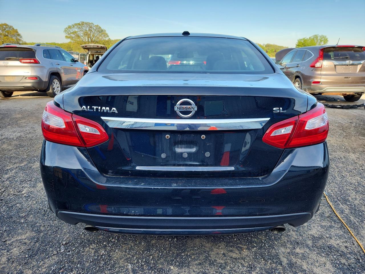 2017 NISSAN ALTIMA