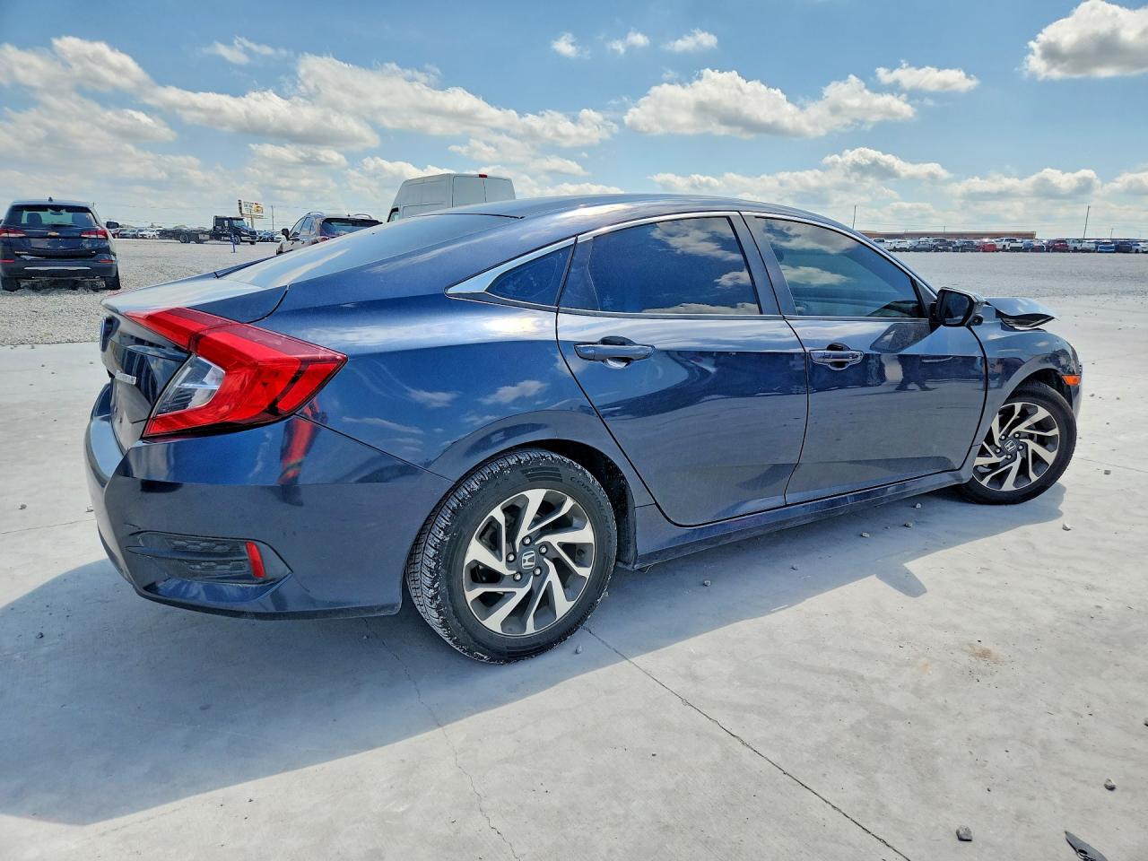 2016 HONDA CIVIC