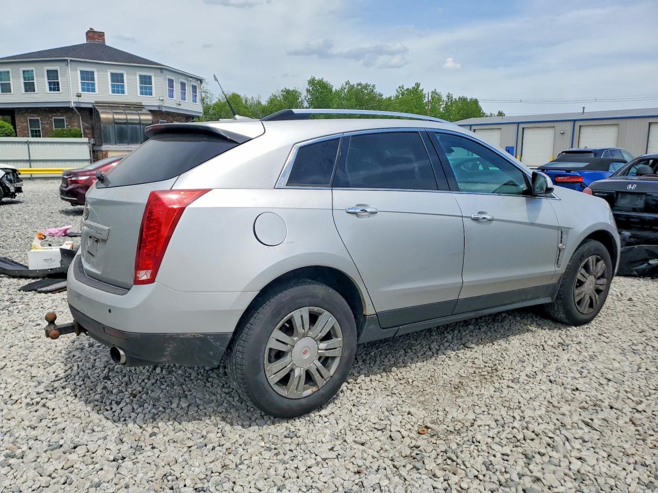 2011 CADILLAC SRX