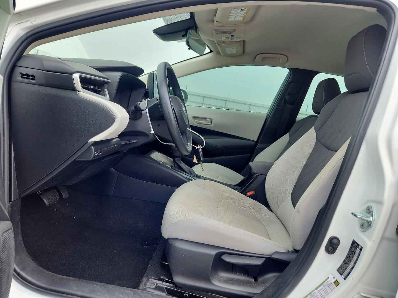 2022 TOYOTA COROLLA