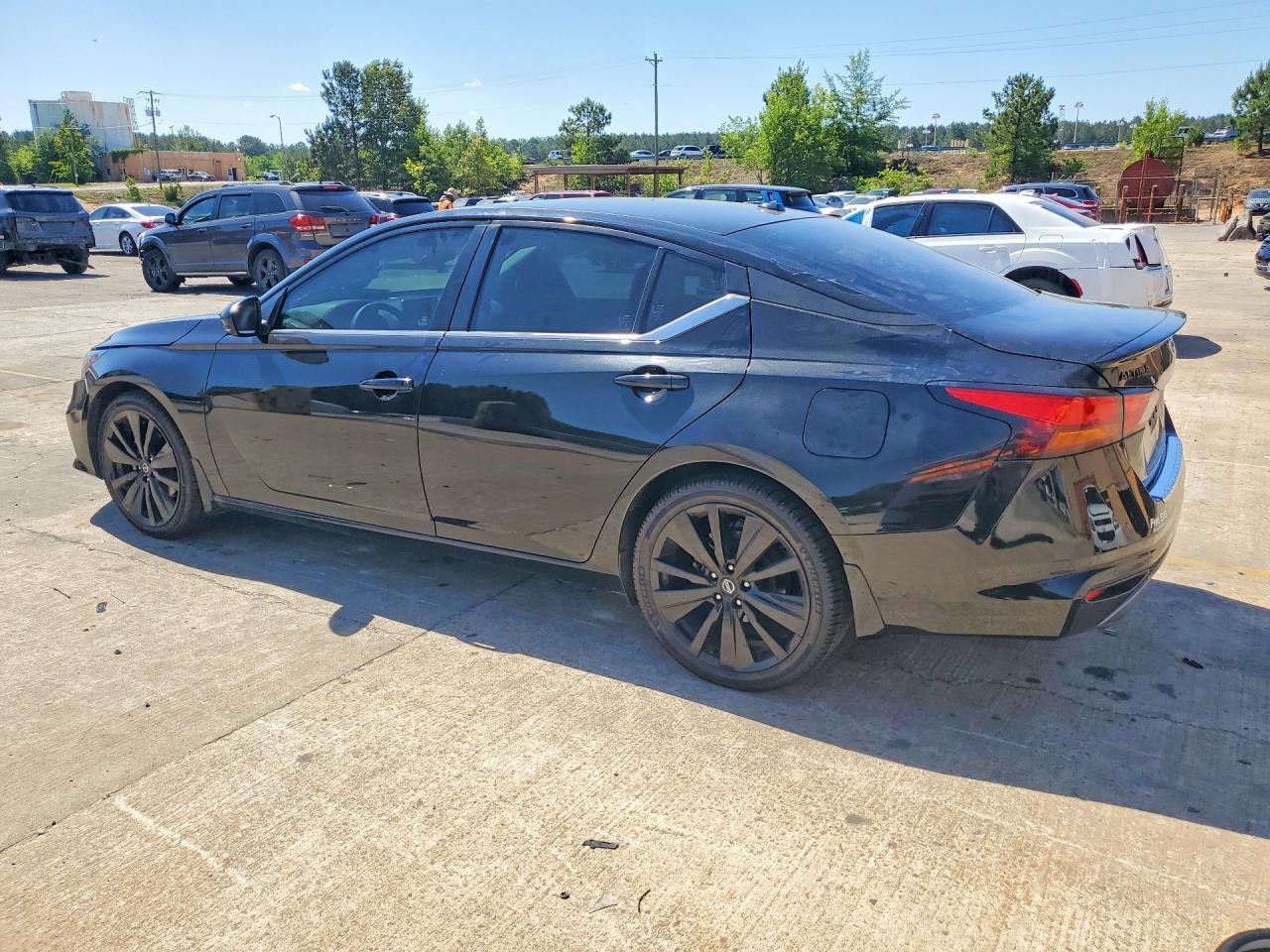 2022 NISSAN ALTIMA