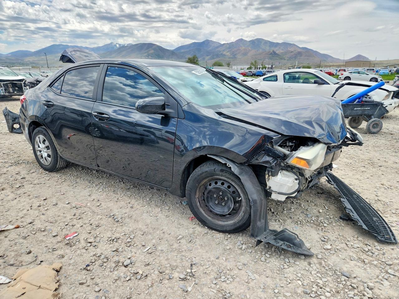 2016 TOYOTA COROLLA
