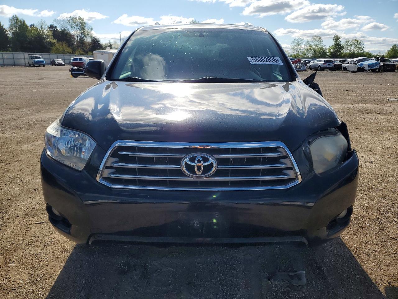 2010 TOYOTA HIGHLANDER