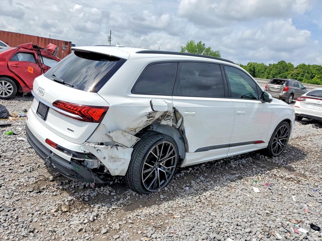 2021 AUDI Q7