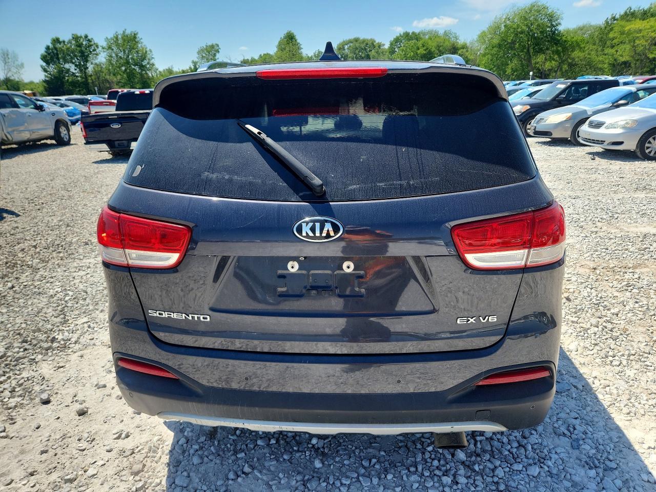2017 KIA SORENTO
