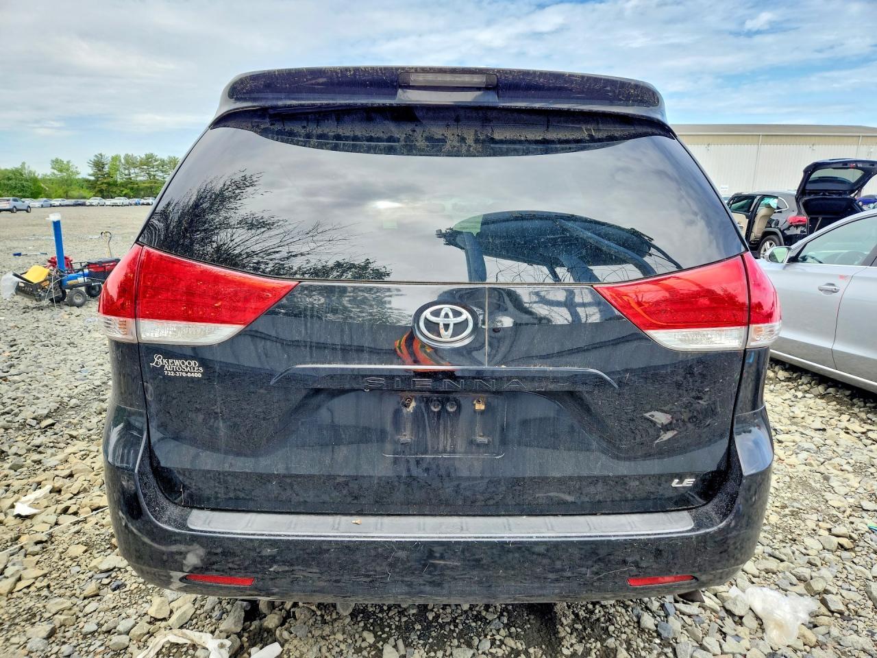 2014 TOYOTA SIENNA