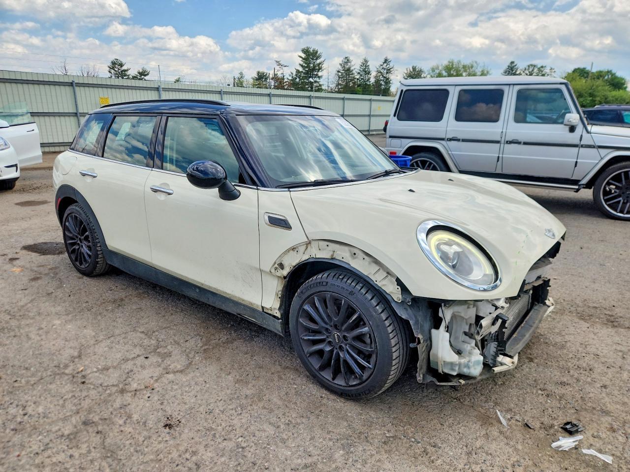 2016 MINI Cooper Clubman