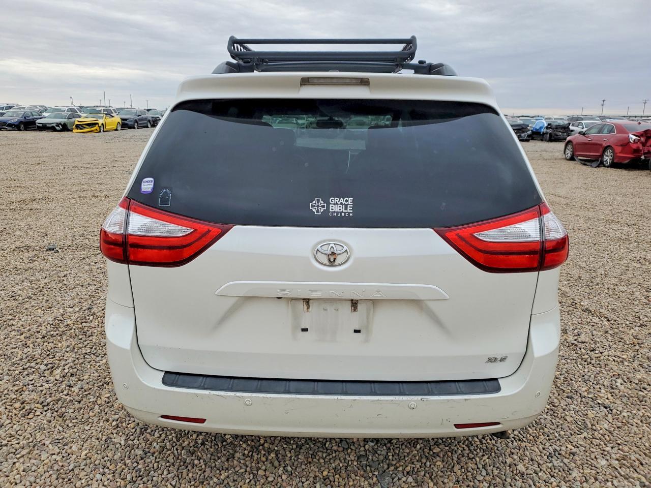 2015 TOYOTA SIENNA