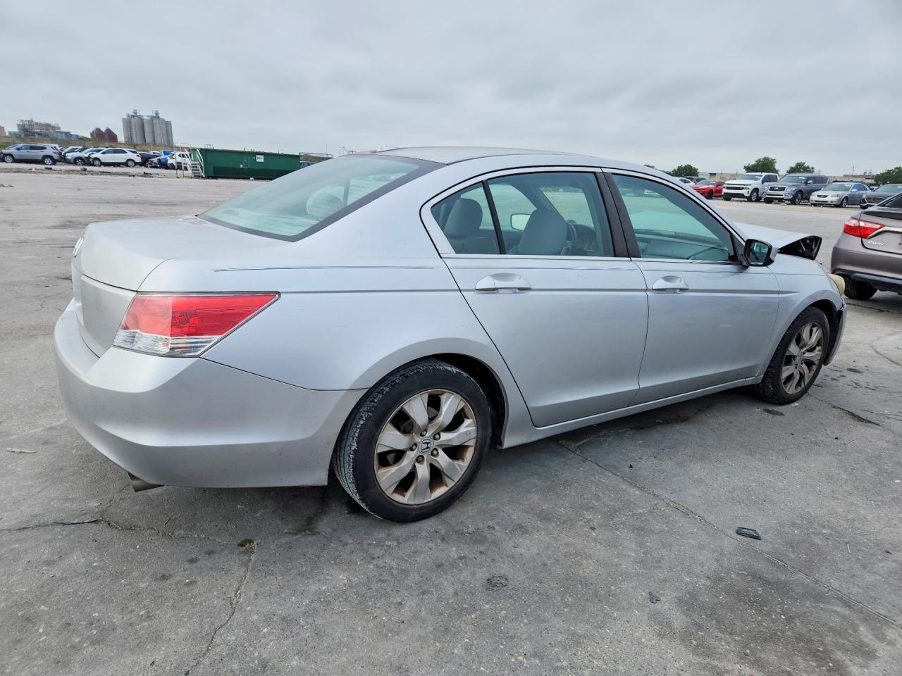 2010 HONDA ACCORD