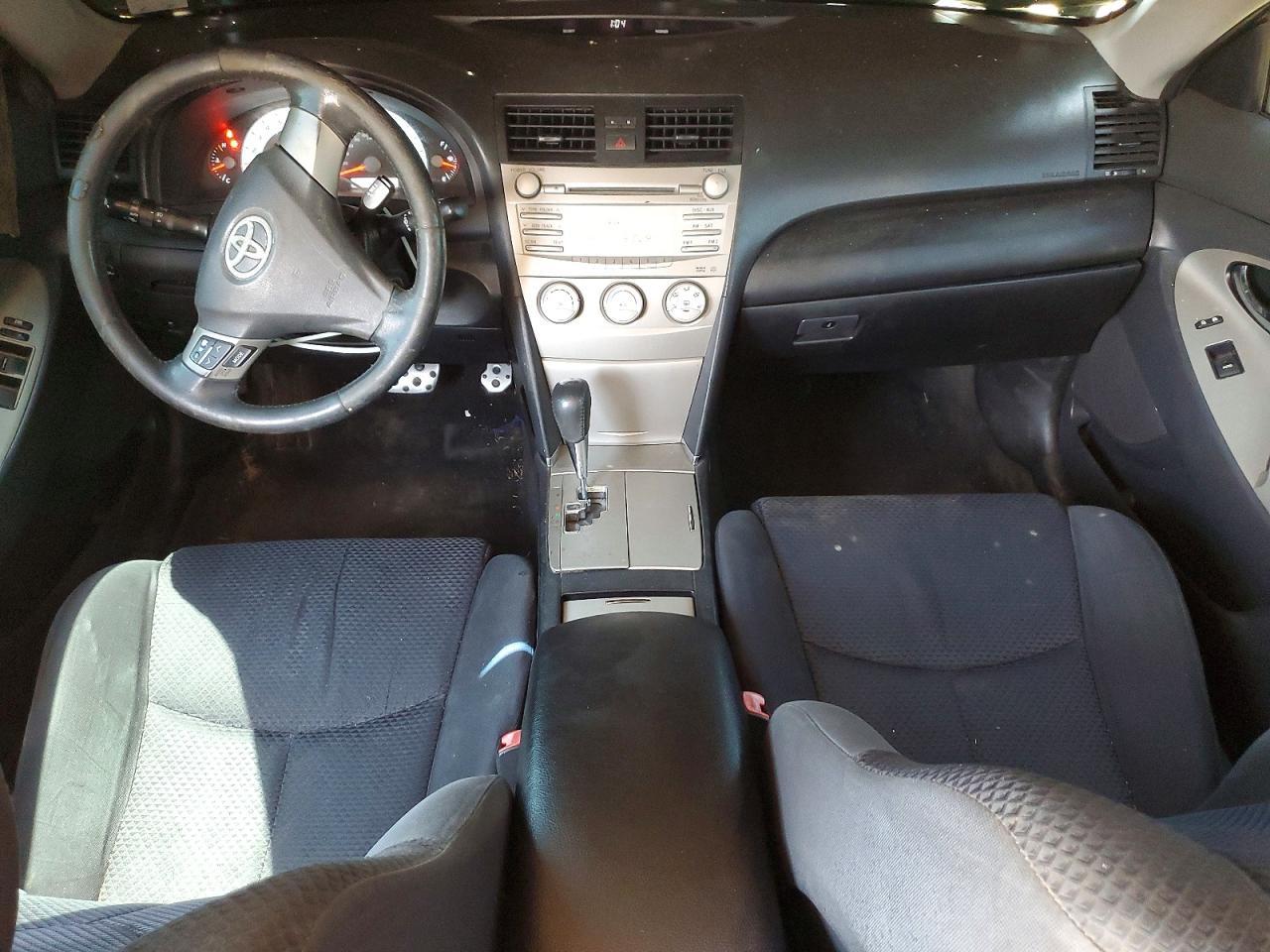 2011 TOYOTA CAMRY