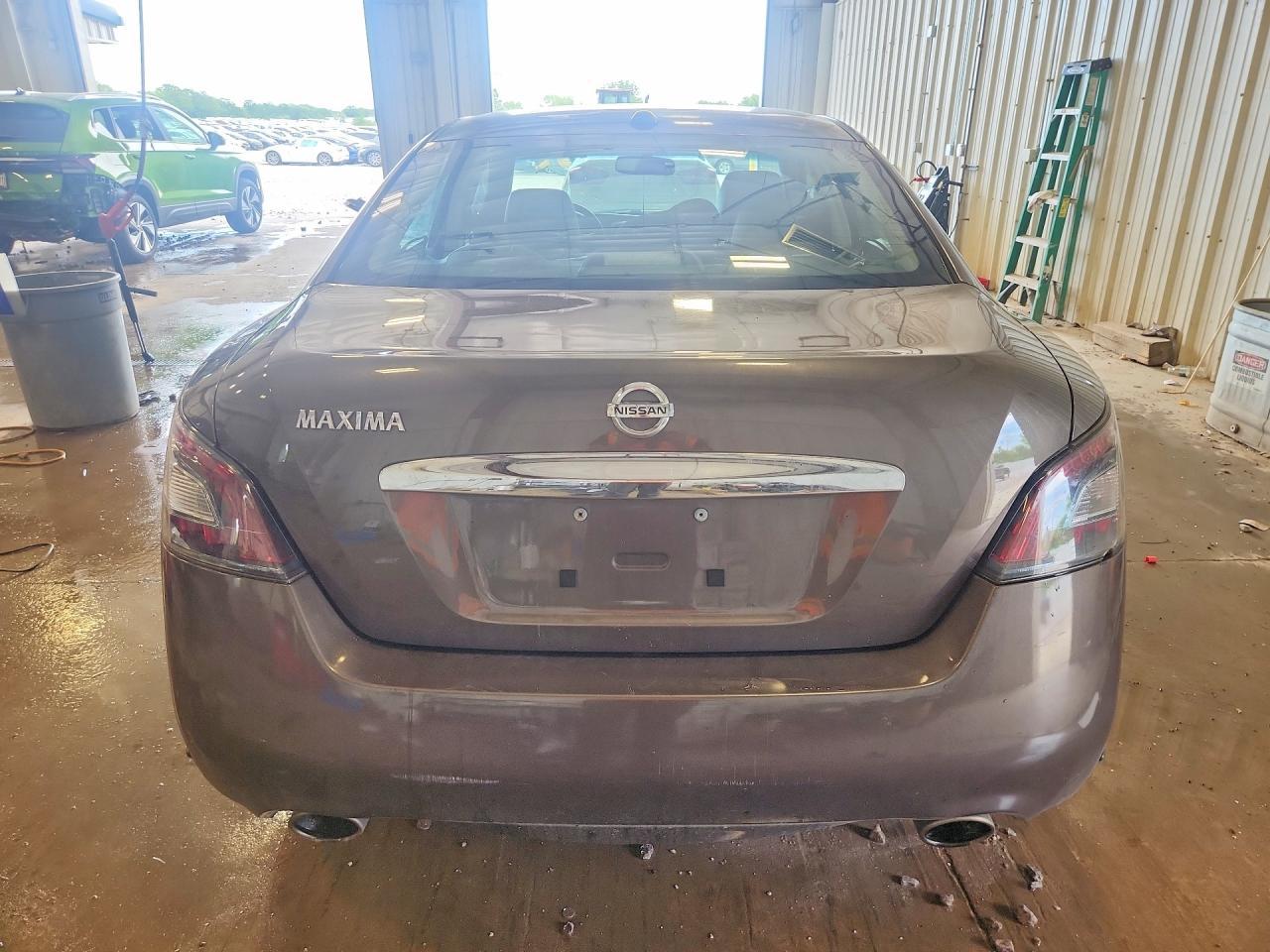 2013 NISSAN Maxima