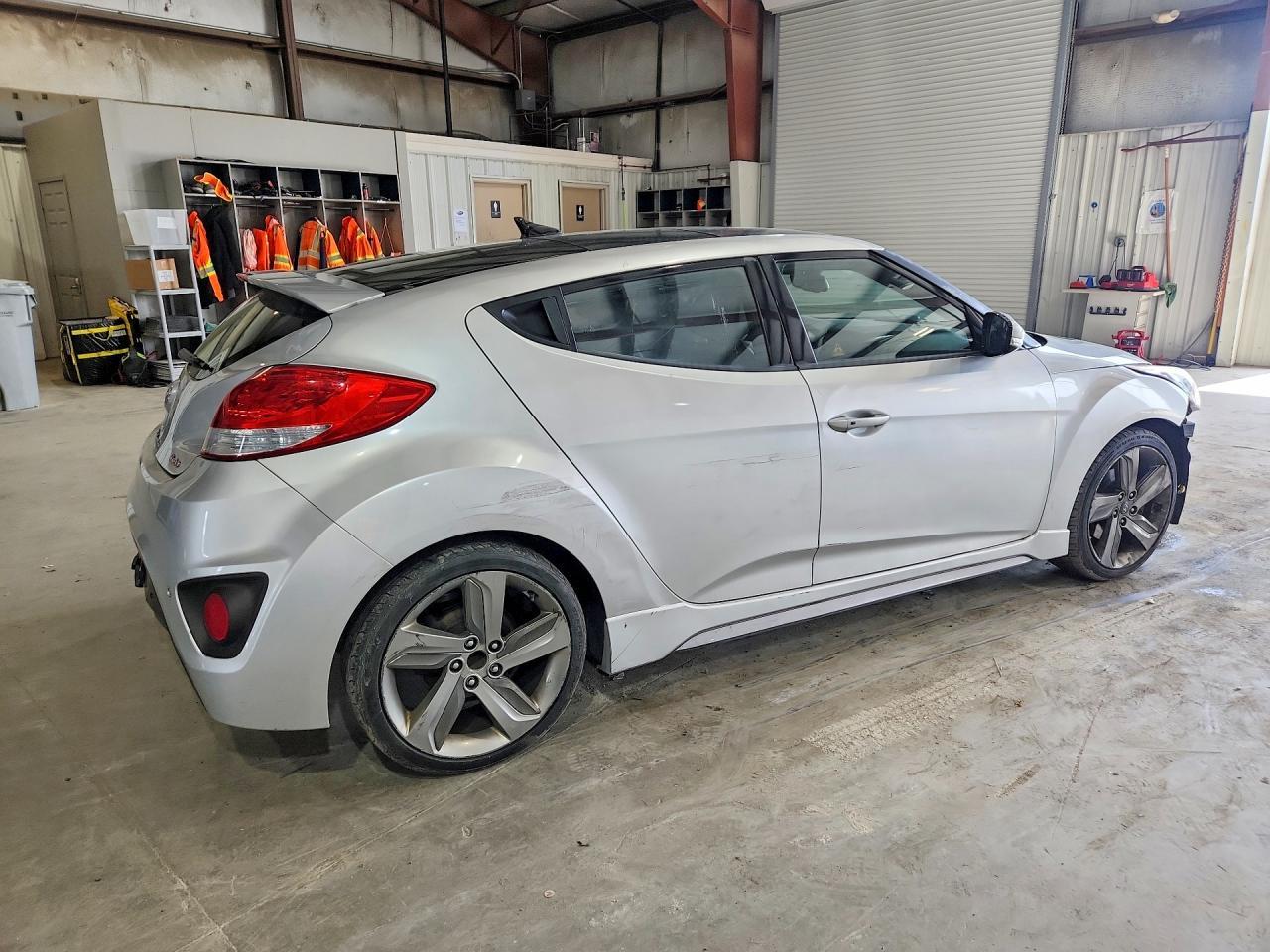 2013 HYUNDAI VELOSTER
