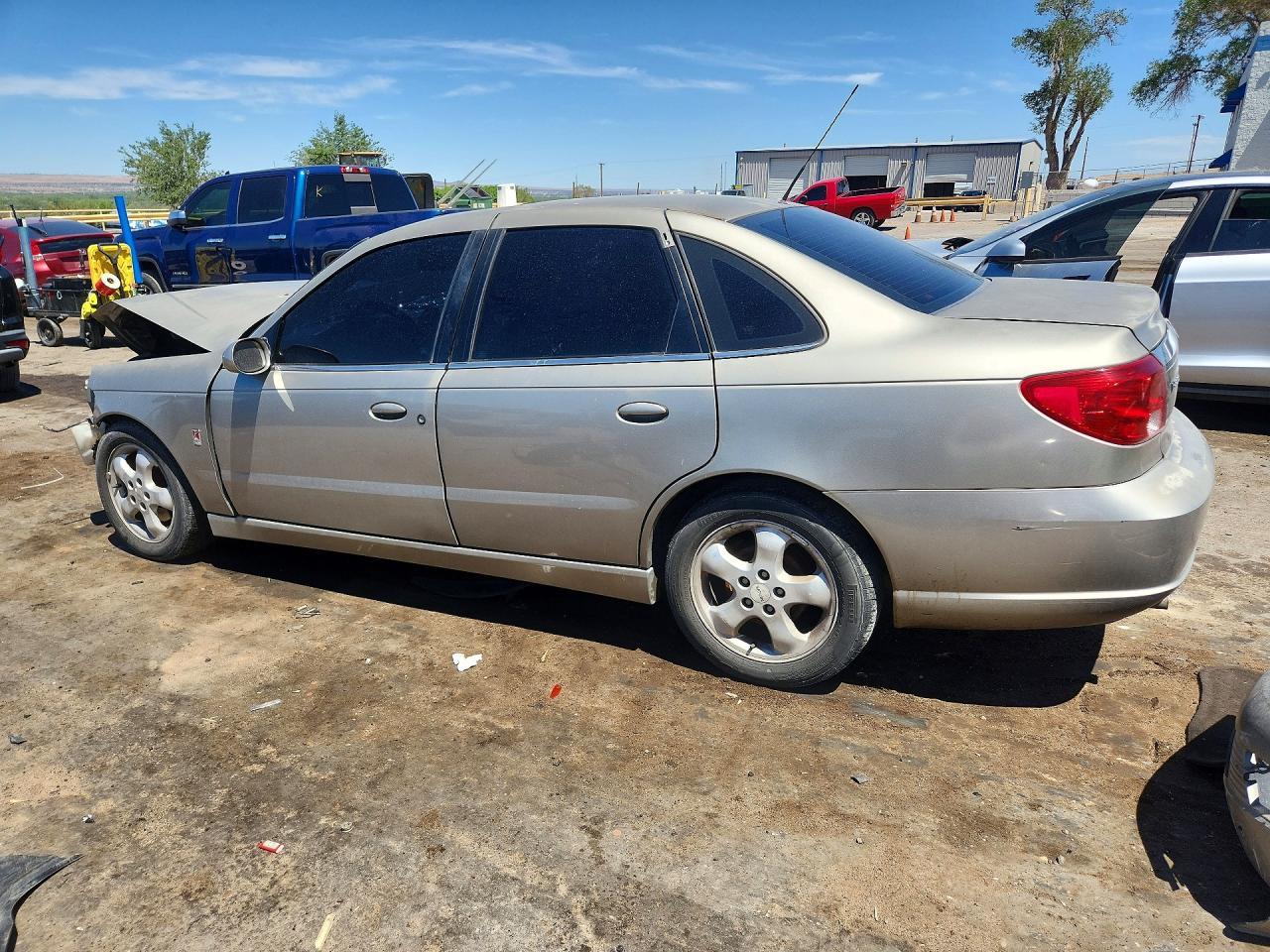 2003 SATURN L200