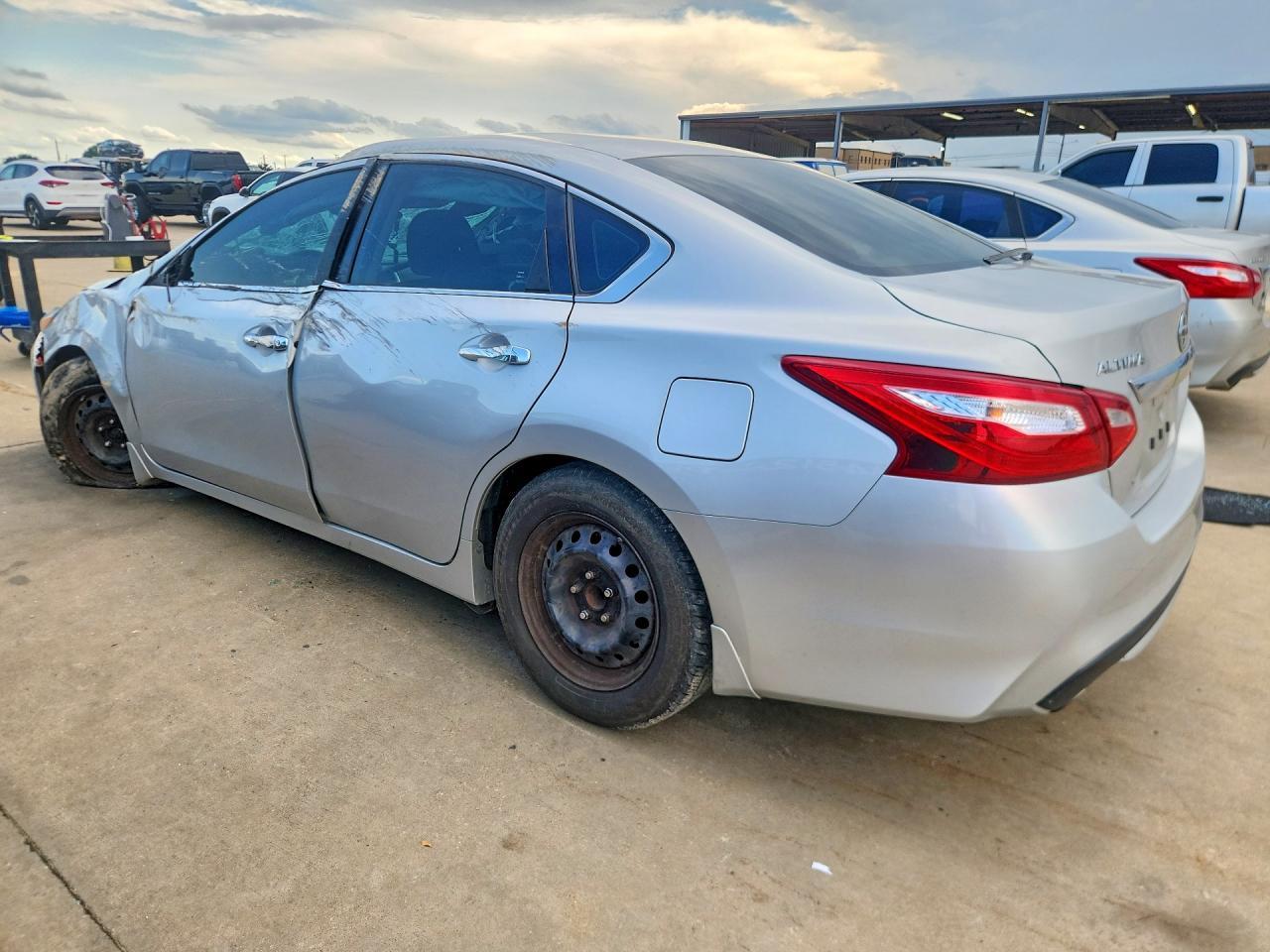2017 NISSAN ALTIMA