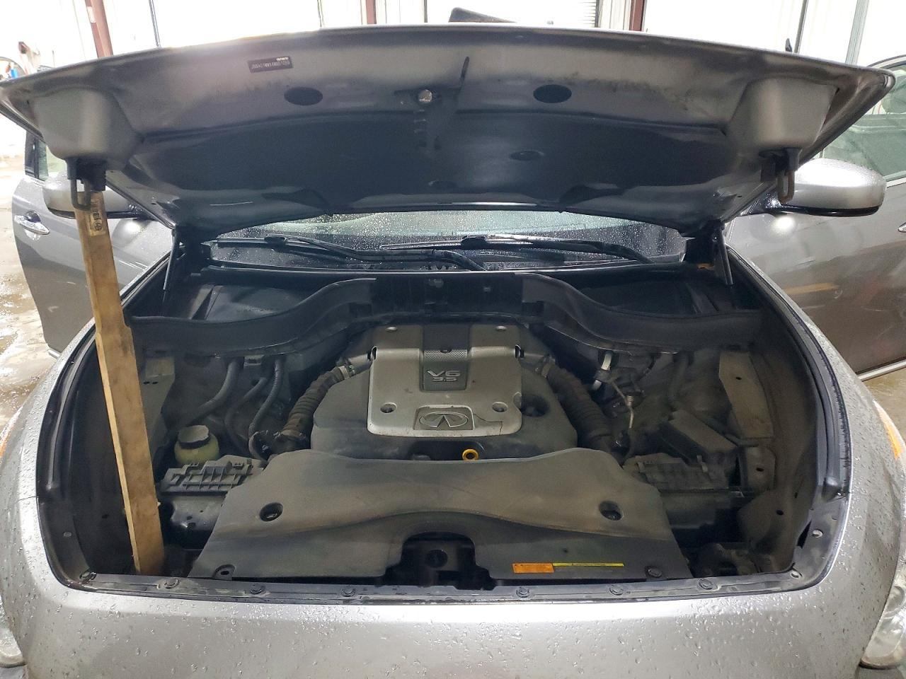 2010 INFINITI FX35