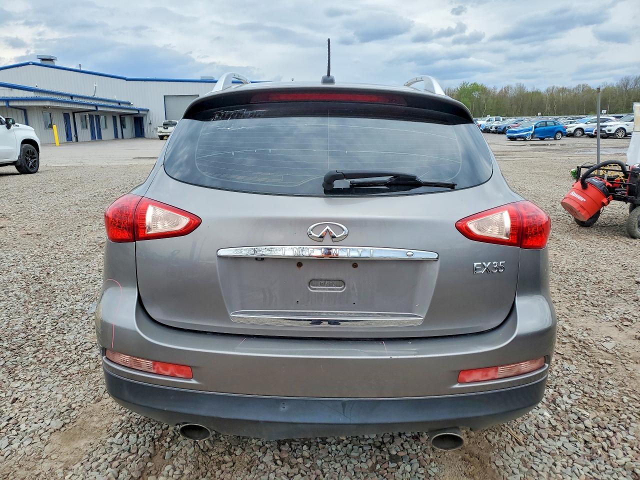 2009 INFINITI EX35