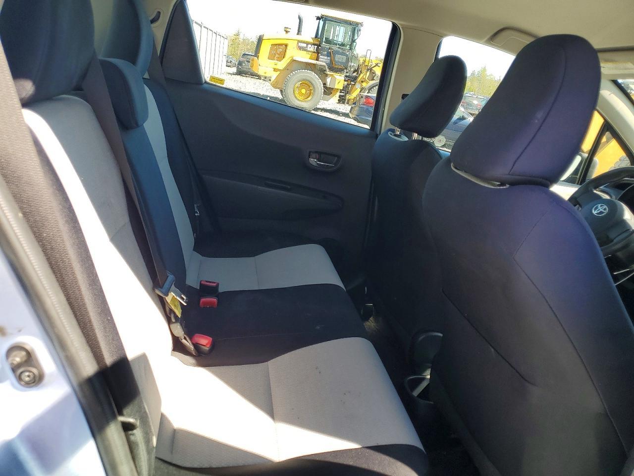 2012 TOYOTA YARIS