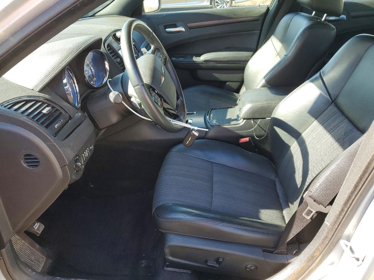 2013 CHRYSLER 300