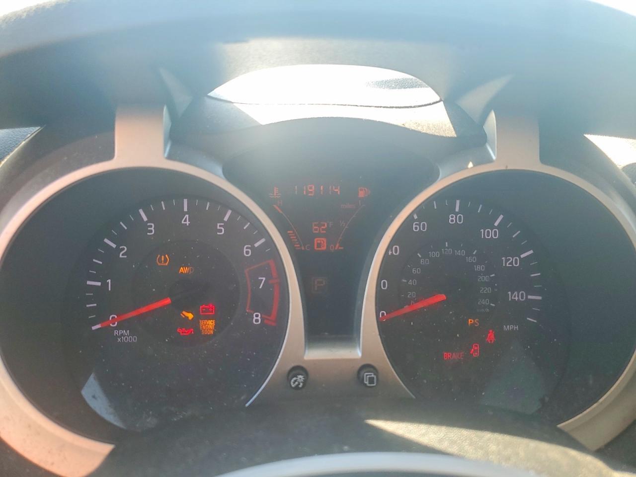 2013 NISSAN Juke