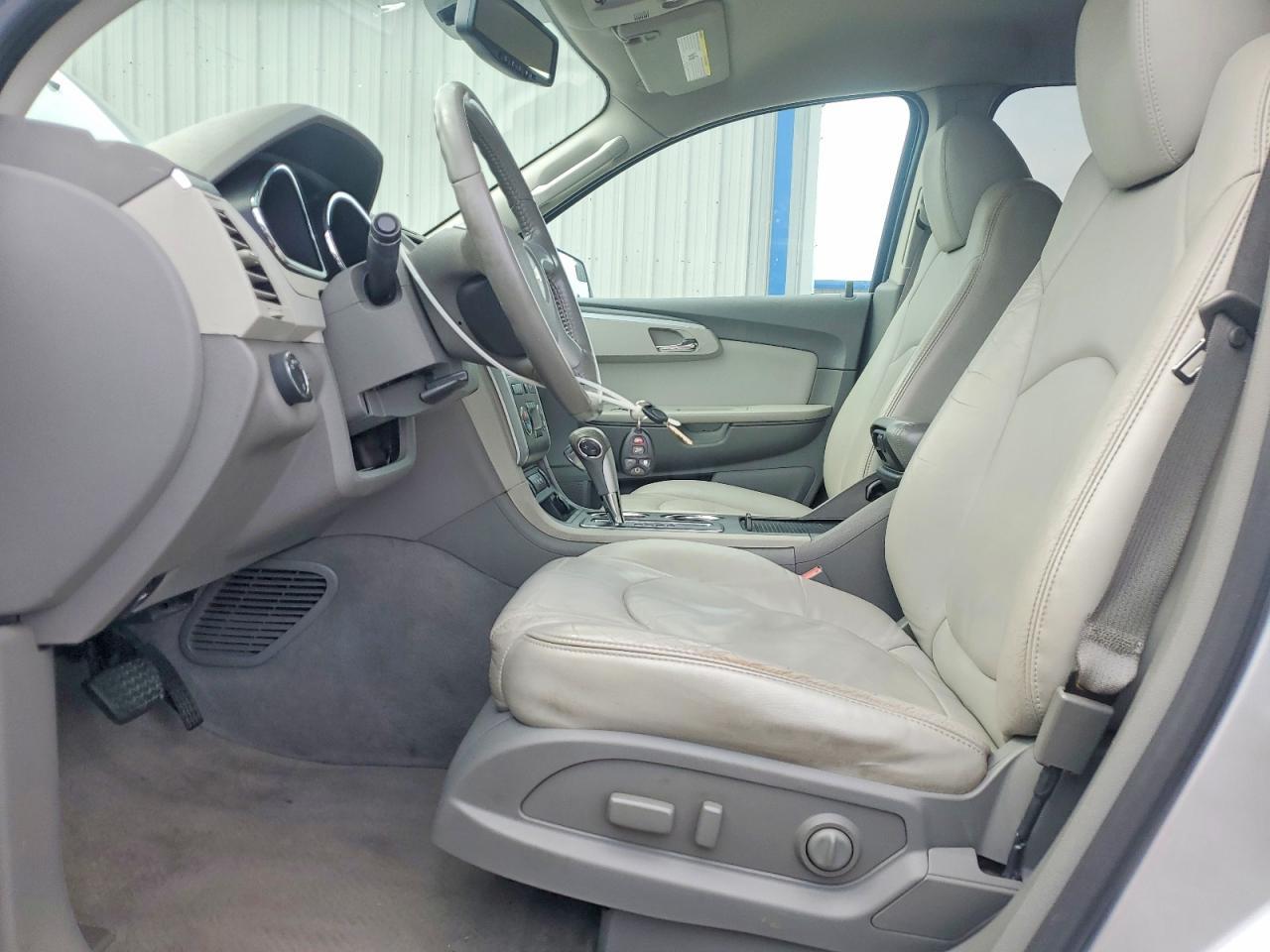 2010 CHEVROLET TRAVERSE