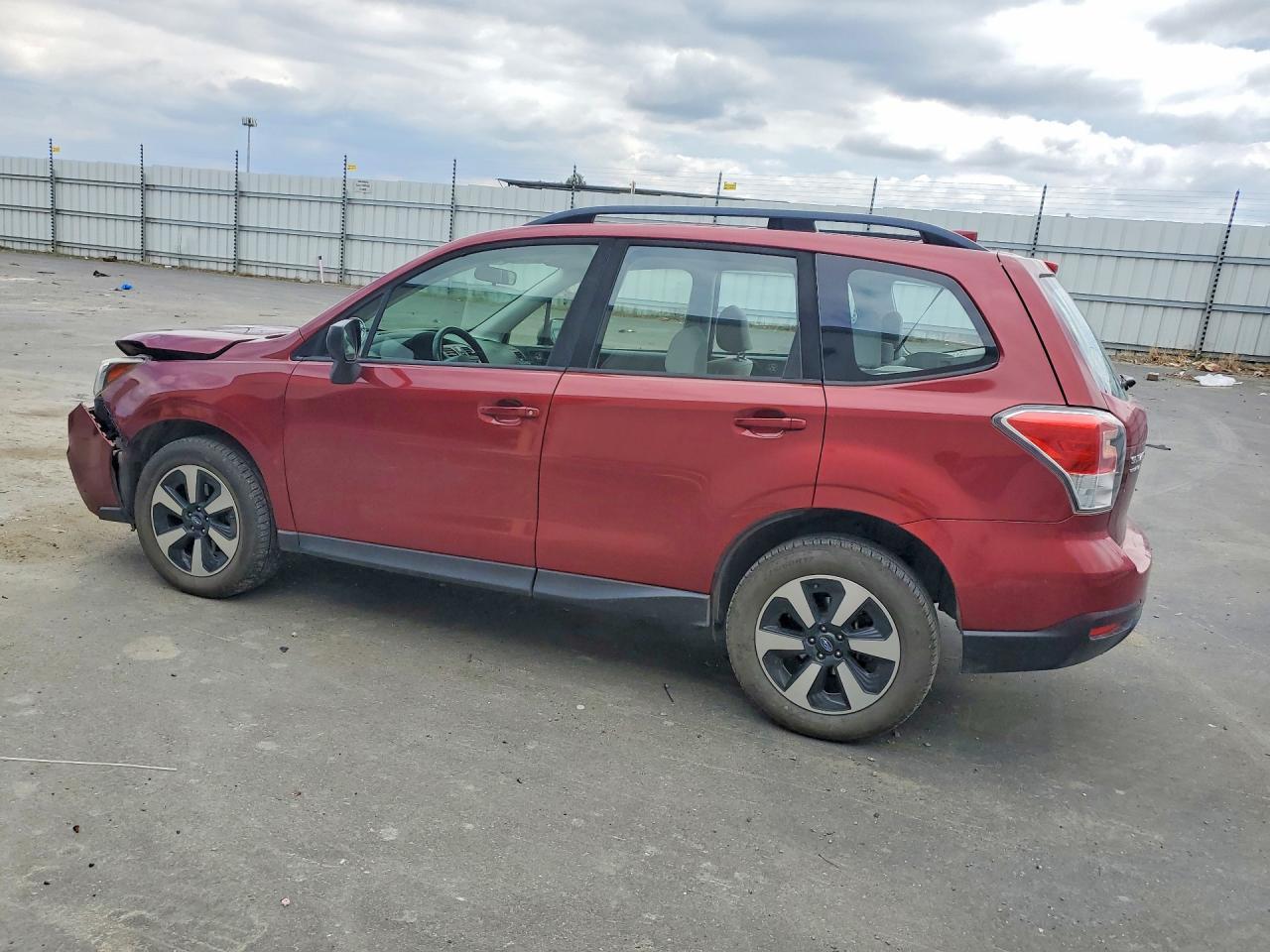 2017 SUBARU FORESTER