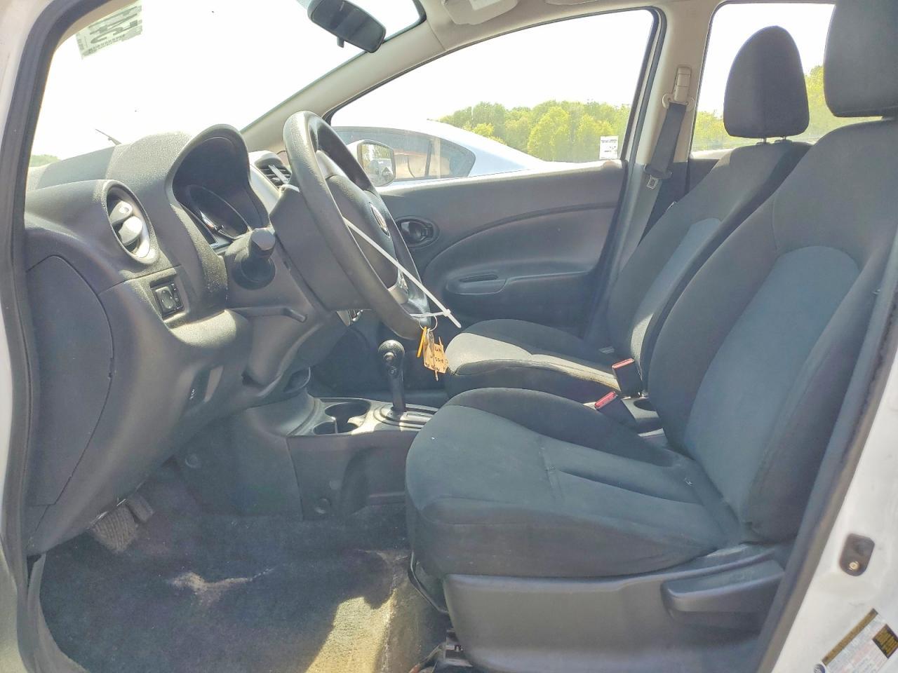 2016 NISSAN Versa Note