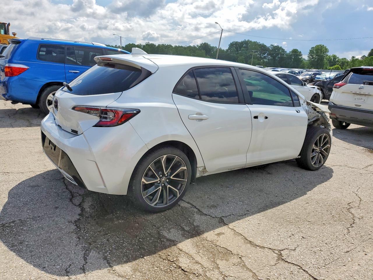 2021 TOYOTA COROLLA
