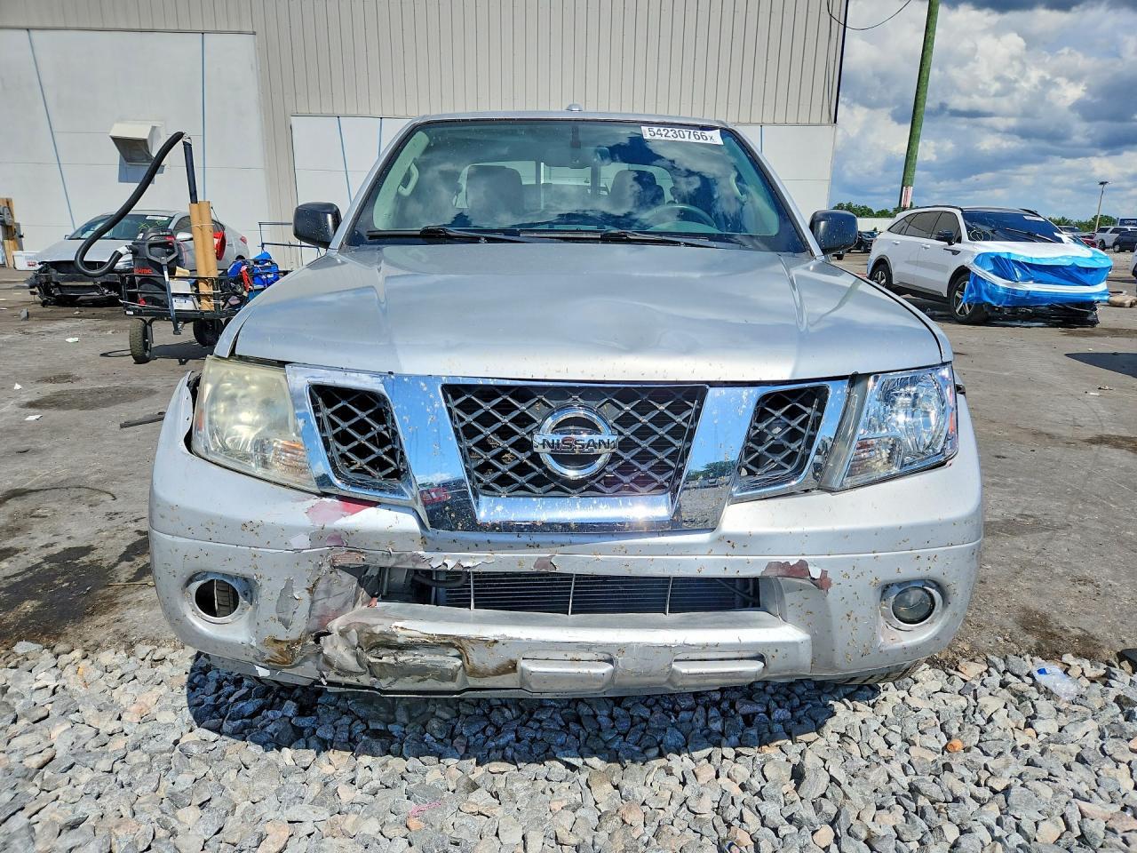 2014 NISSAN Frontier
