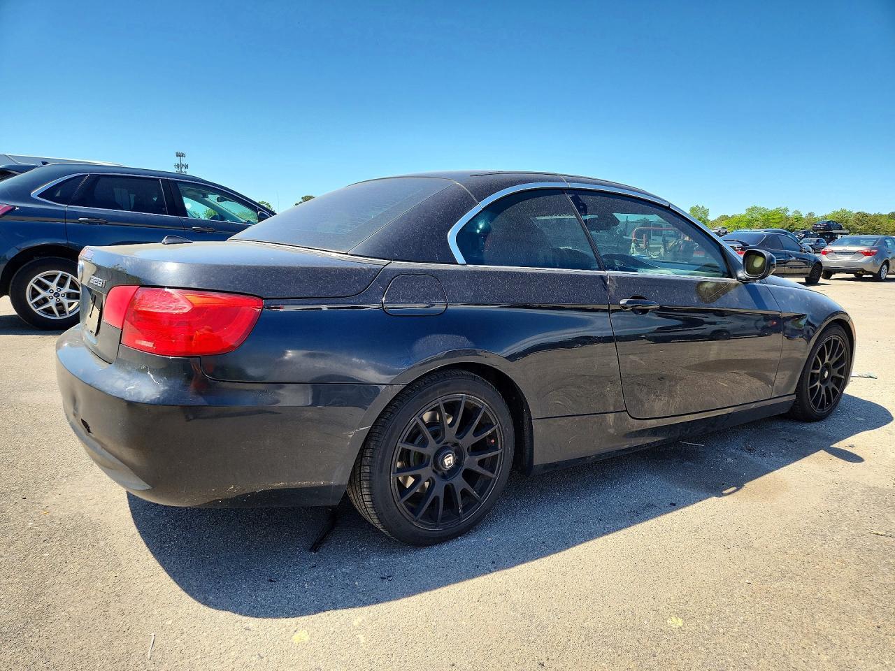 2011 BMW 3 SERIES