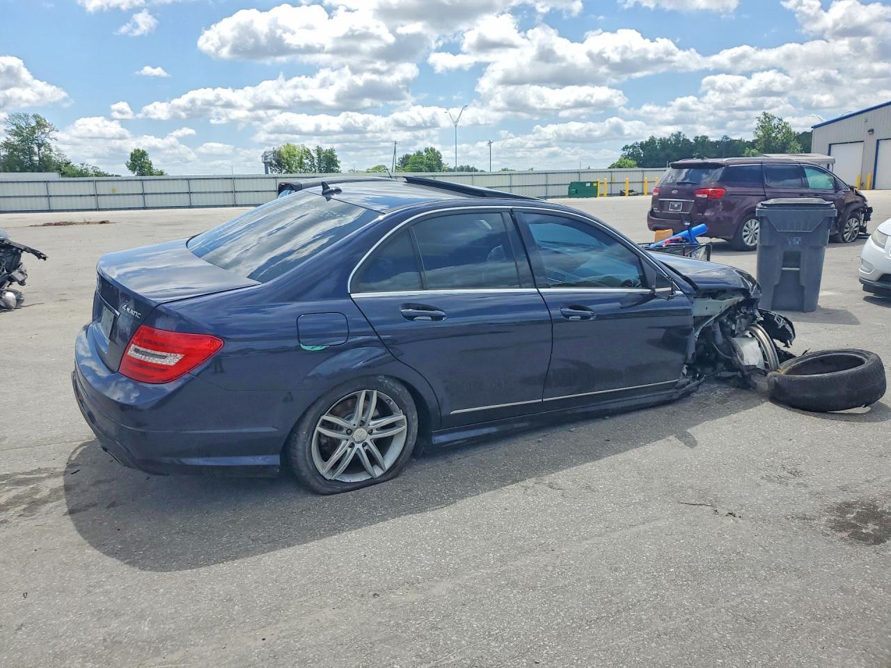 2012 MERCEDES-BENZ C-CLASS