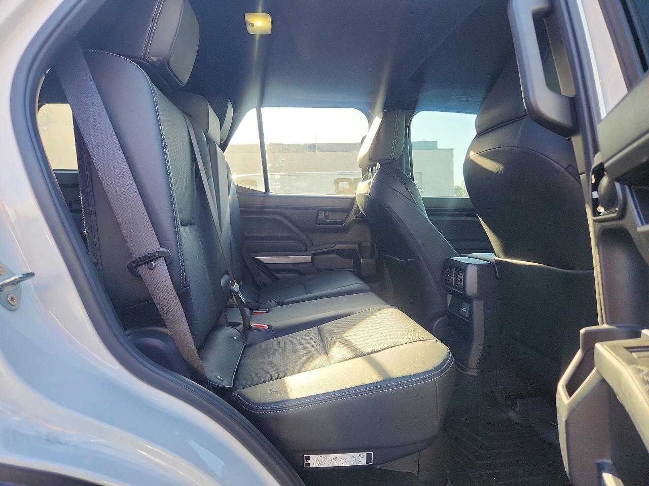 2025 TOYOTA 4Runner
