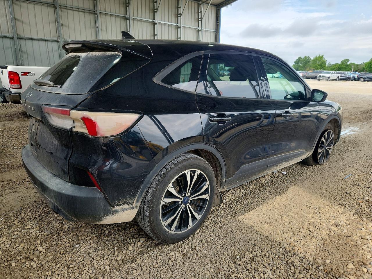 2022 FORD ESCAPE