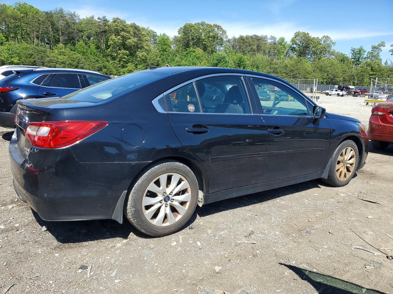 2015 SUBARU Legacy