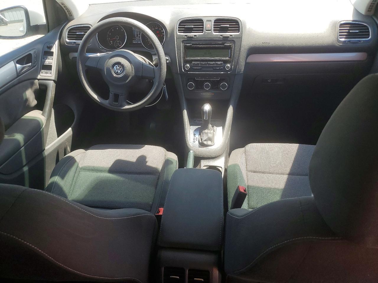 2011 VOLKSWAGEN GOLF