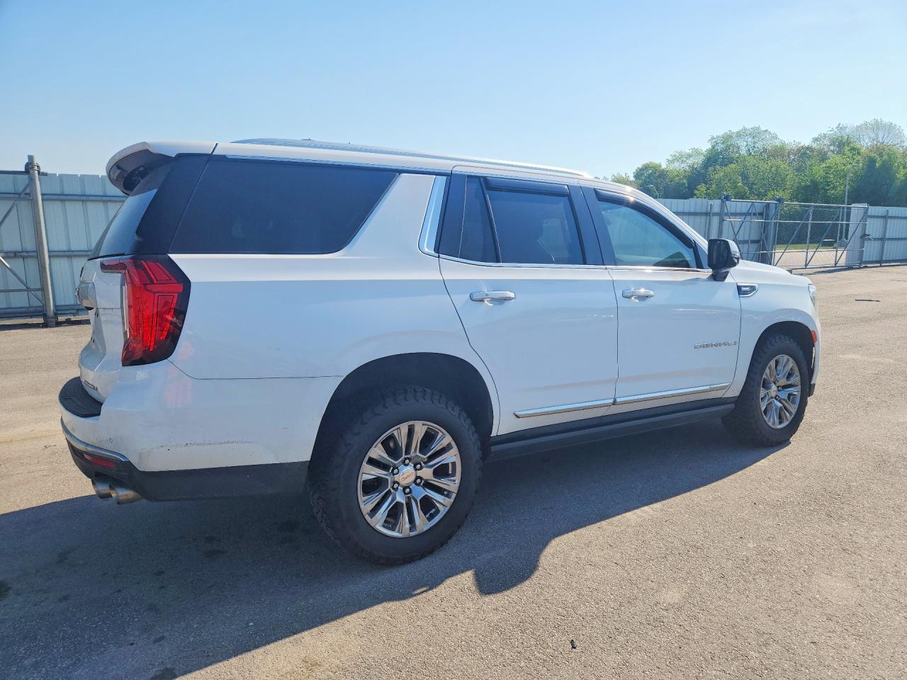 2023 GMC Yukon