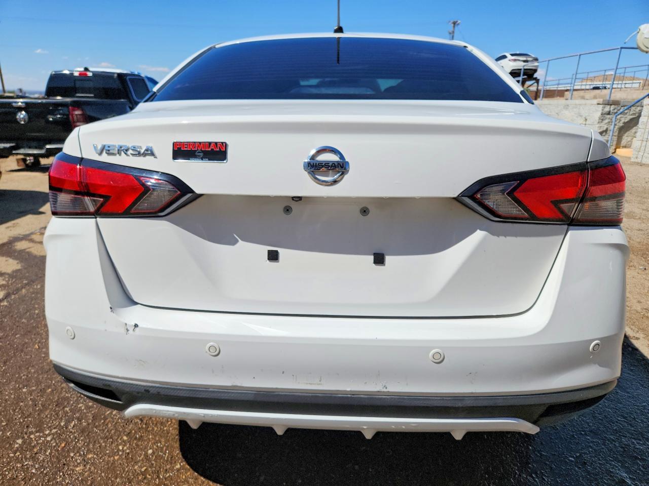 2020 NISSAN VERSA