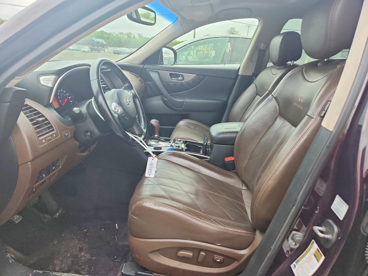 2011 INFINITI FX35