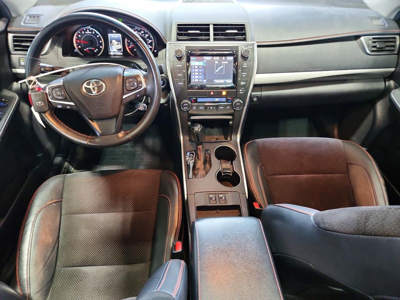 2015 TOYOTA CAMRY