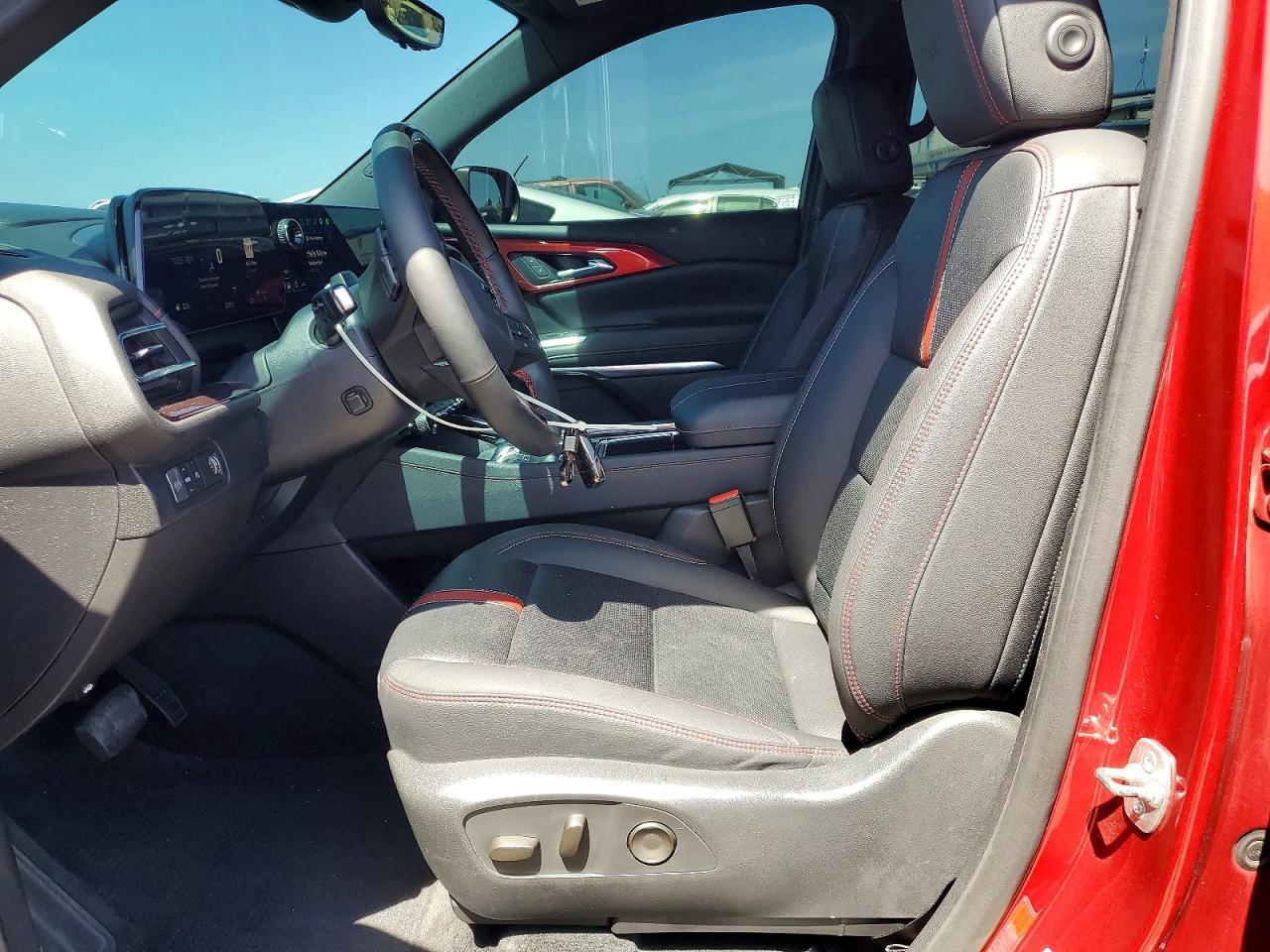2024 CHEVROLET TRAVERSE